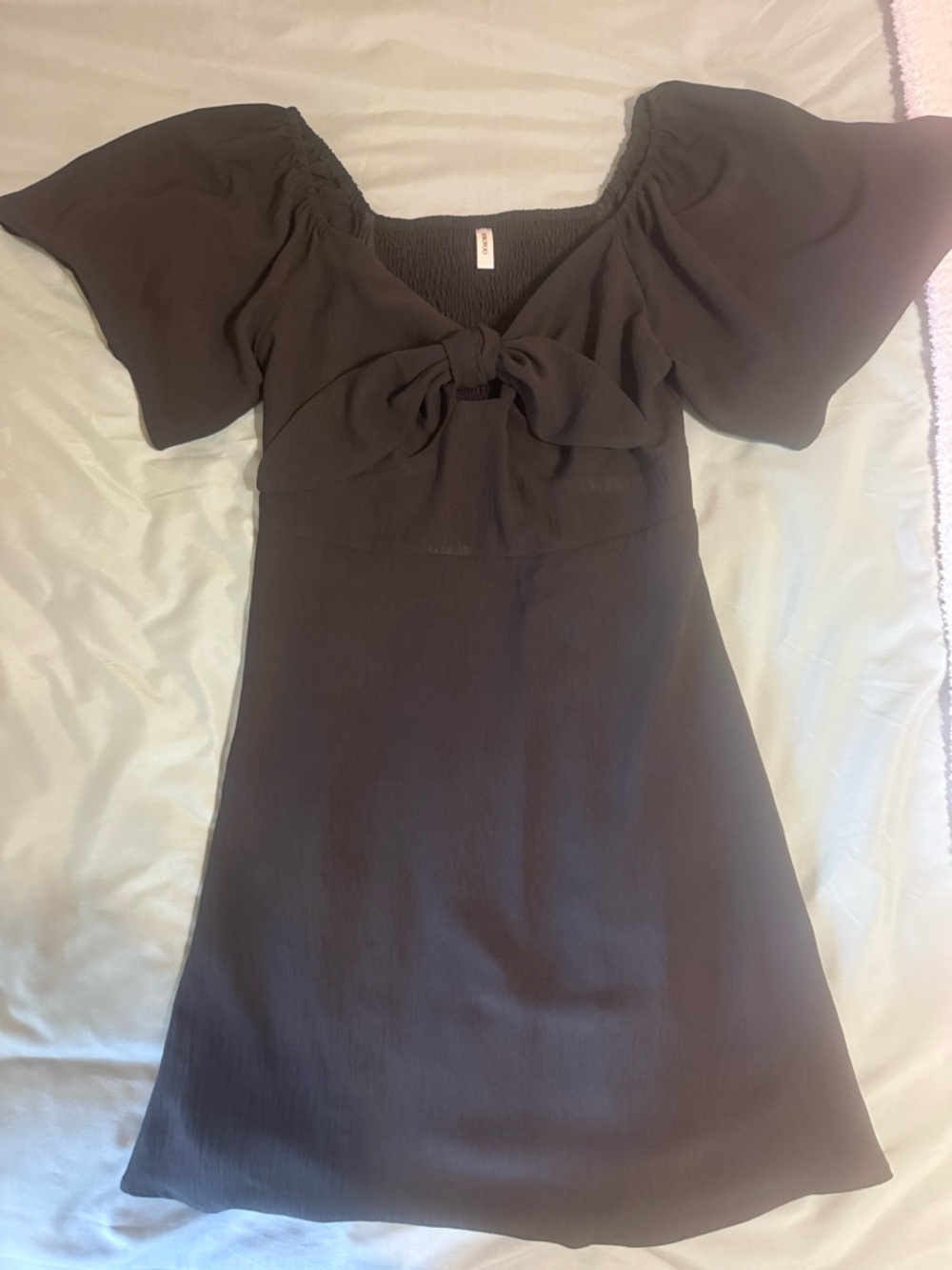Women’s Black Bow-Front Key Hole Short Dress
